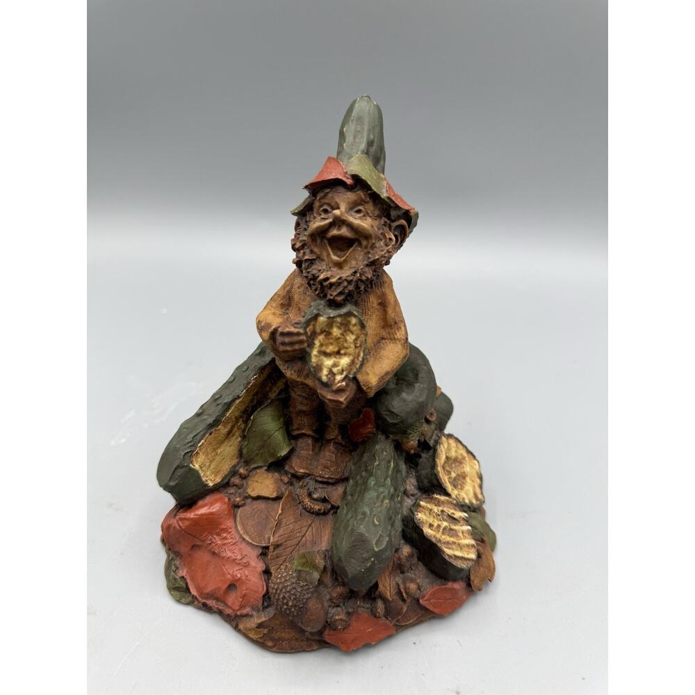 Tom Clark Gnome Figurine Harvest Cucumbers Leaves Cairn Studio Style 5.5”